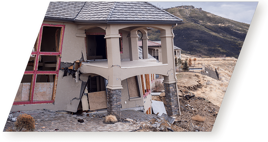 Maison sans micropieux sur le point de s'écrouler